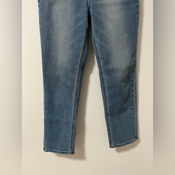 Giordano Slim Straight leg Jeans - Picture 8 of 9